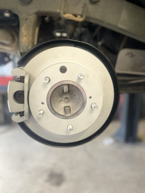 Комплект конверсії задніх барабанних гальм в дискові Pedders PBCK009 для Suzuki Jimny 18+ - Фото 6