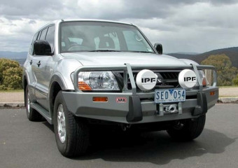 Передняя защита  ARB Mitsubishi Pajero NP 03-06 ARB3434060