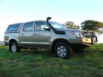 Выносной воздухозаборник (шнорхель) SAFARI Hilux 05-15 3L (D4D) SS120HF - Фото 1