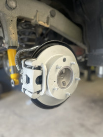Комплект конверсії задніх барабанних гальм в дискові Pedders PBCK009 для Suzuki Jimny 18+ - Фото 5
